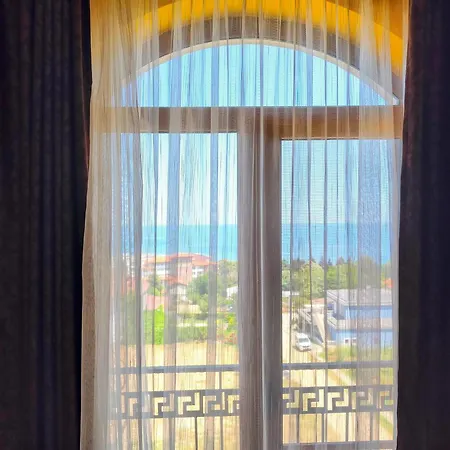 Byala Sea View * ביאלה